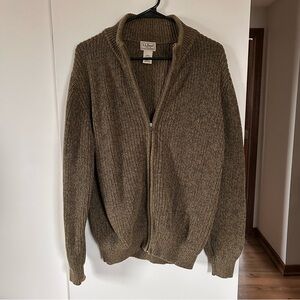 Vintage L.L. Bean Men's Zip-Up Sweater in Olive Green